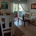 Apartamento Con Terraza Cerca De La Estacion