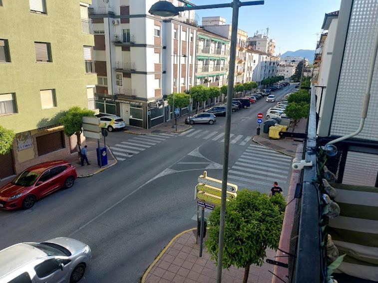 Con Terraza Cerca De La Estacion Ronda